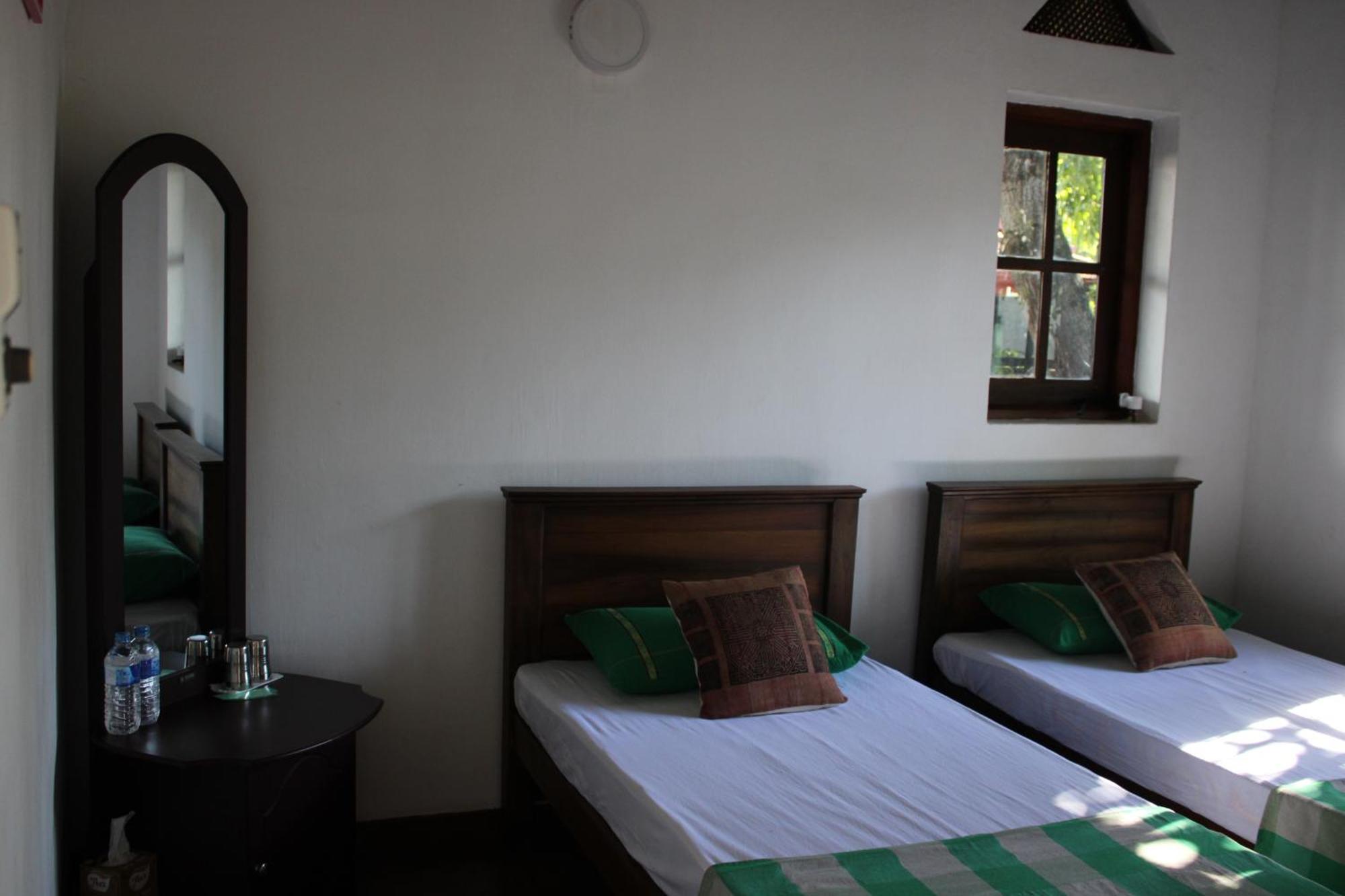 Olideb Gedara Hotell Negombo Eksteriør bilde